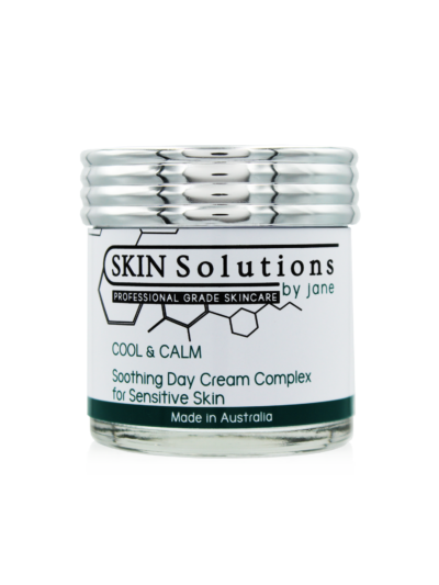 This is a 60ml clear glass jar with a shiny ribbed screw on lid. It contains the Soothing Day Cream Complex for Sensitive Skin from the COOL & CALM collection. It is pecifically formulated for sensitive and reactive skin.