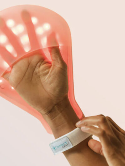 LED PRO OMNILUX Hand Glove designed to Rejuvenate the hand with the powerful Medical Grade Led Light. Revive Hands to look younger by reducing lines and dark spots on the back of the hands.